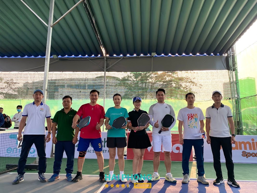 Sân pickleball thanh niên tại Gia Viên