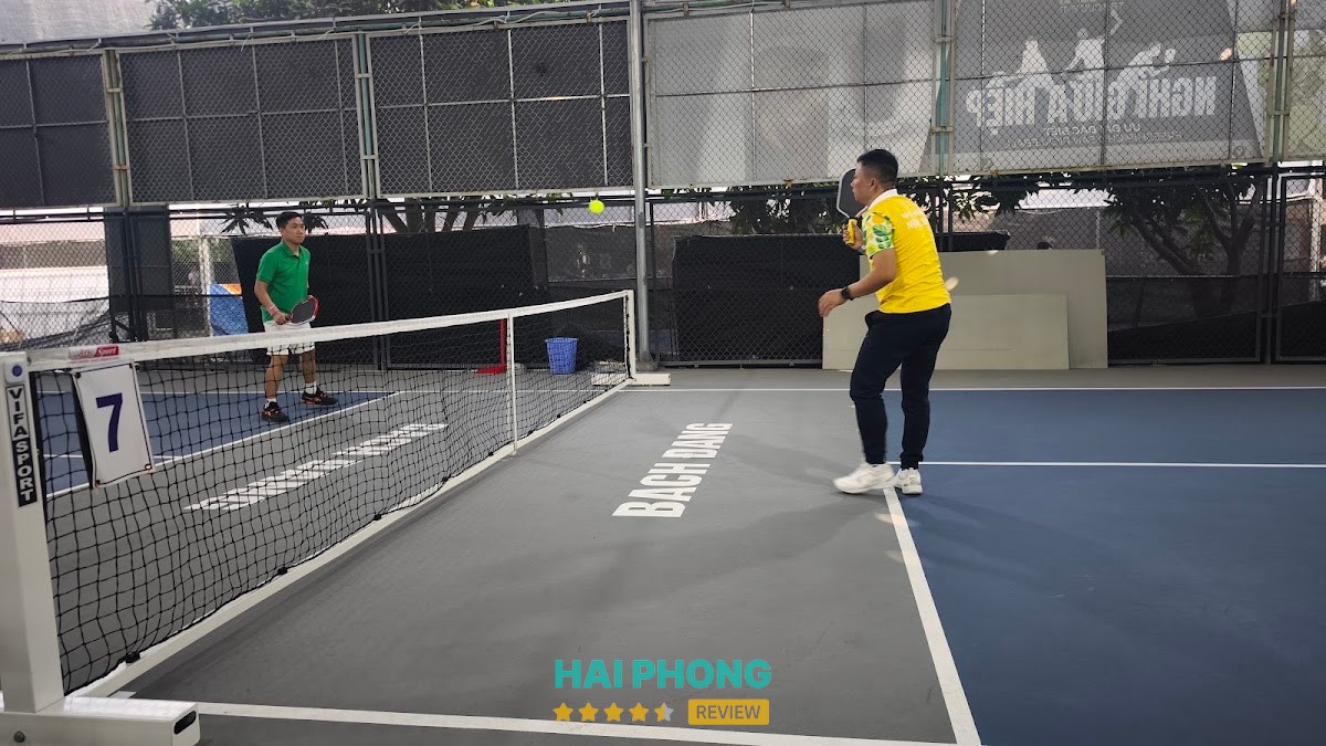Sân Pickleball Bạch Đằng Hồng Bàng