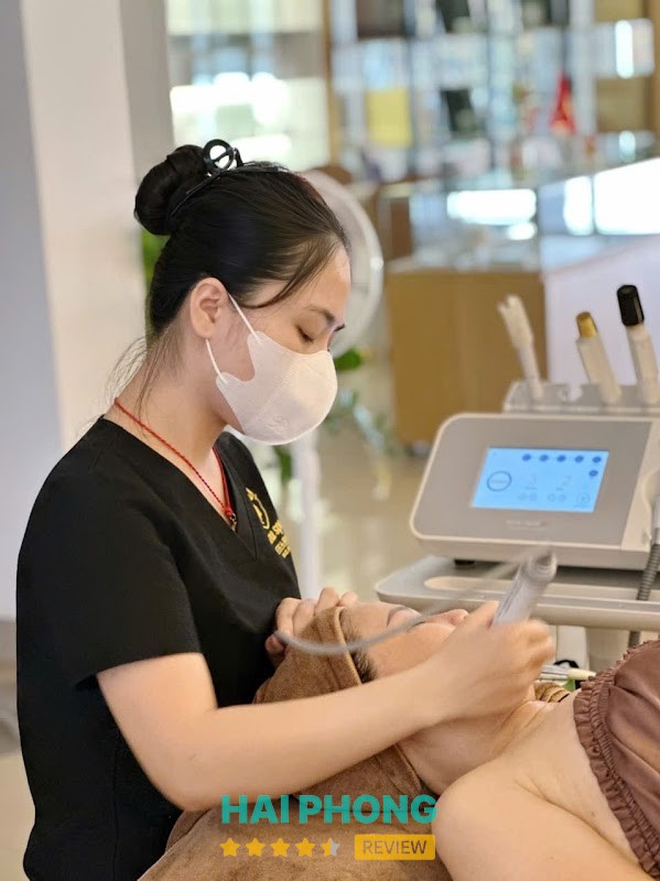 LUNA BEAUTY Lê Thanh Nghị