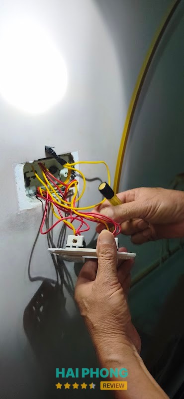 Thợ sửa điện nước tại nhà Hải Phòng