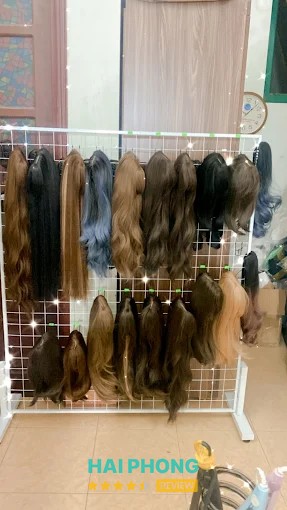 Không gian lựa chọn tóc giả tại Yuna