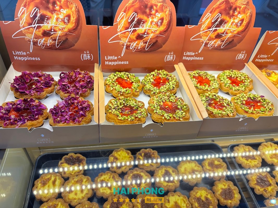 Bánh ngọt tại Tiệm Bánh Qiaozhifu