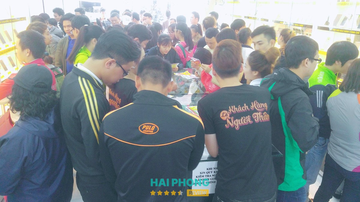 Khu vực tư vấn tại Minh Hoàng Mobile Đà Nẵng