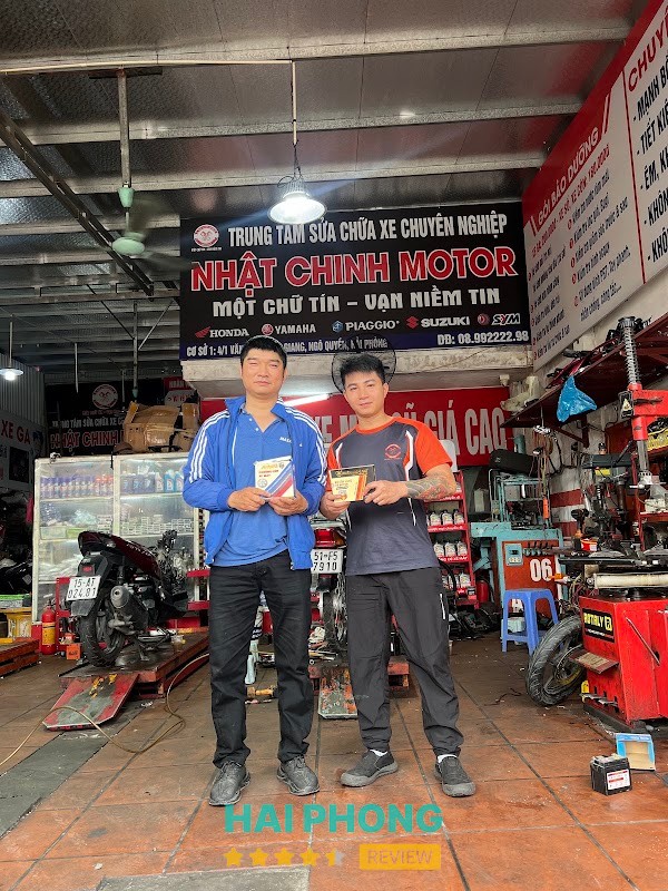 Khu vực sửa chữa tại Nhật Chinh Motor