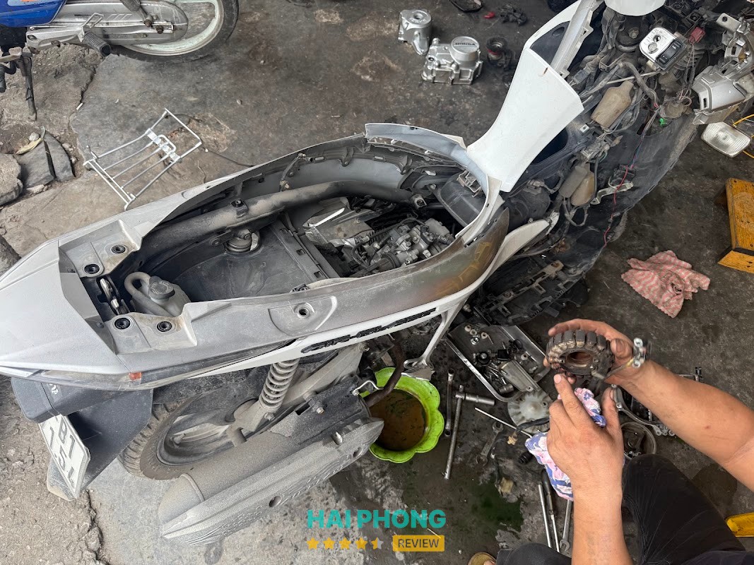 Hình ảnh hoạt động tại Sửa xe Gia Thụ