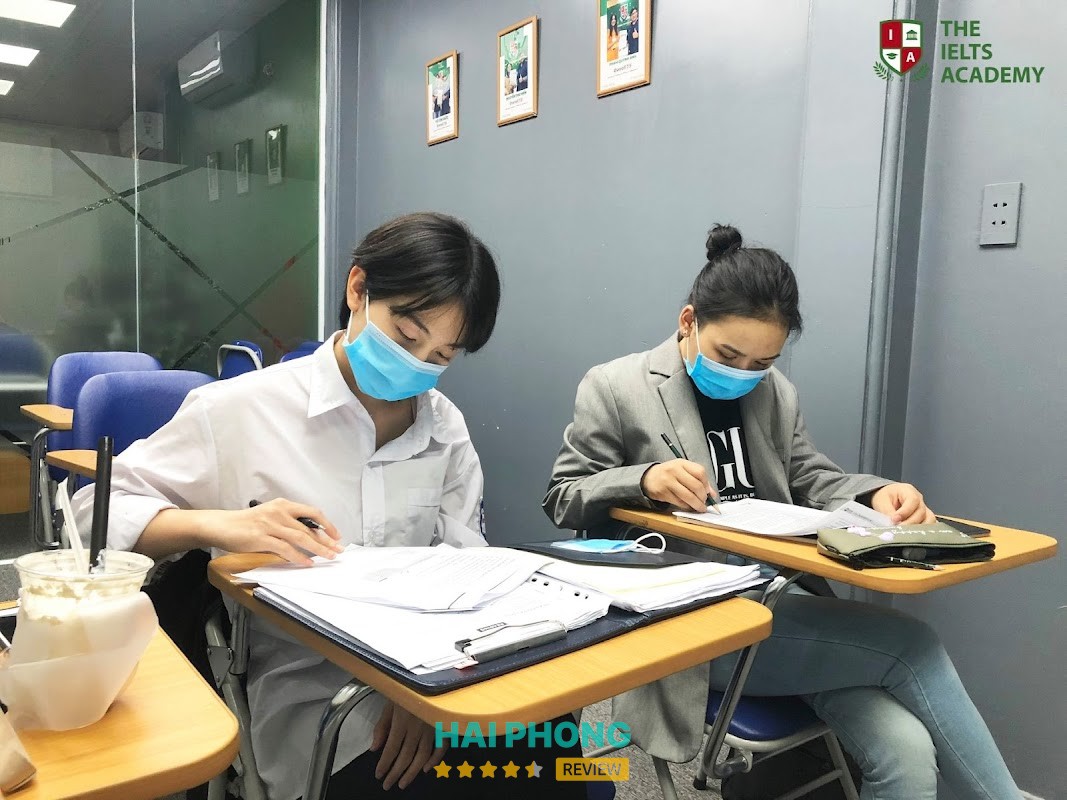 TIA SAT IELTS Hải Phòng