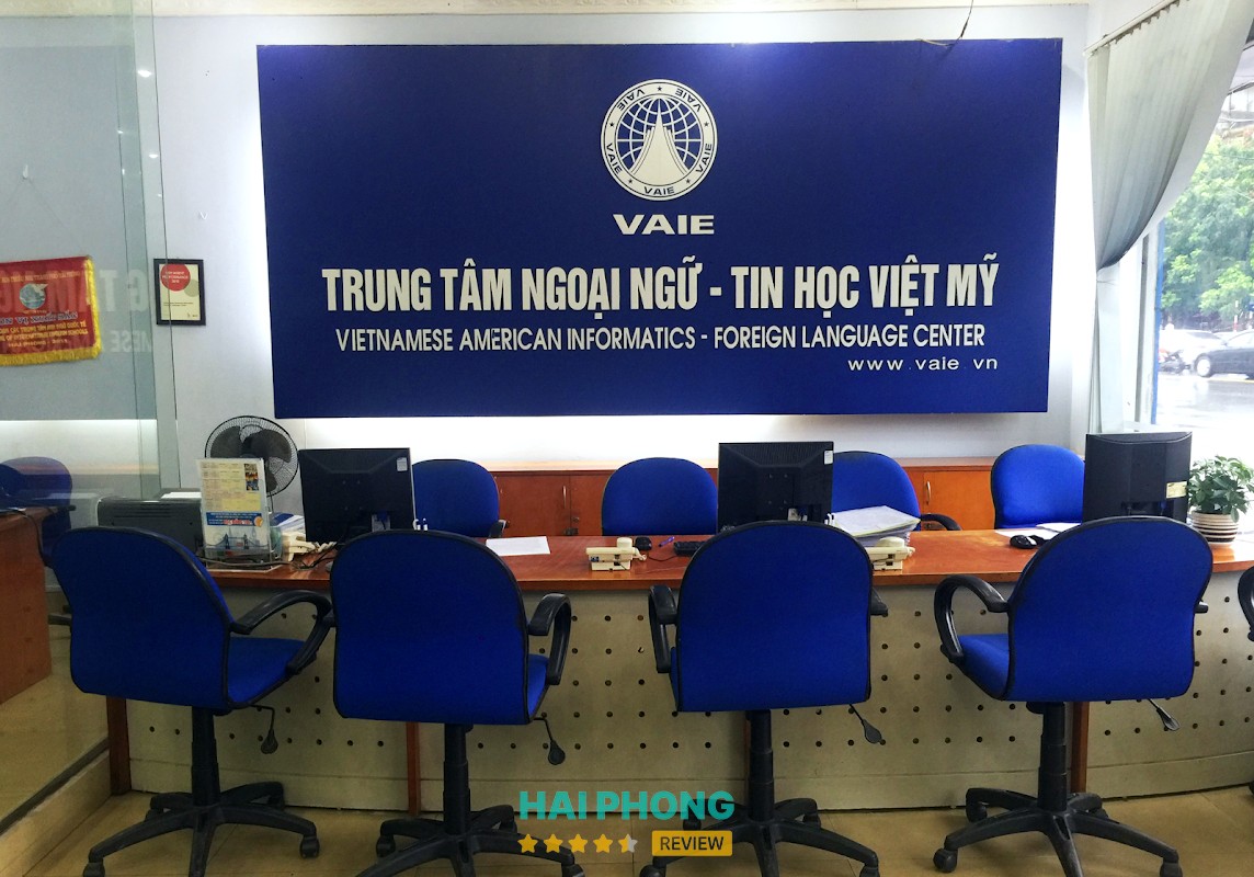 Trung Tâm Ngoại Ngữ Tin Học Việt Mỹ Lạch Tray