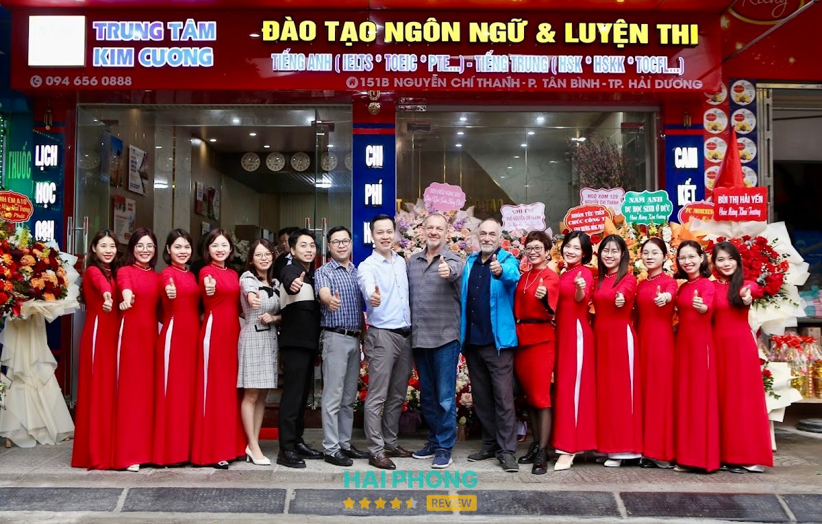 Tiếng Anh Diamond Lê Thanh Nghị